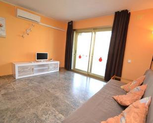 Living room of Apartment to rent in Salou  with Air Conditioner, Heating and Terrace