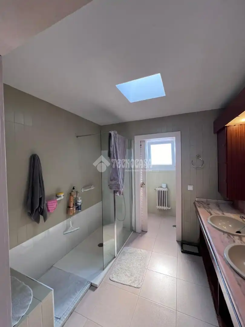 Bathroom of Houses for sale in Aljaraque  with Air Conditioner, Heating and Private garden