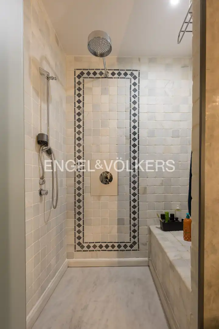 Baño de Piso en venta en Madrid con Aire acondicionado, Calefacción y Parquet