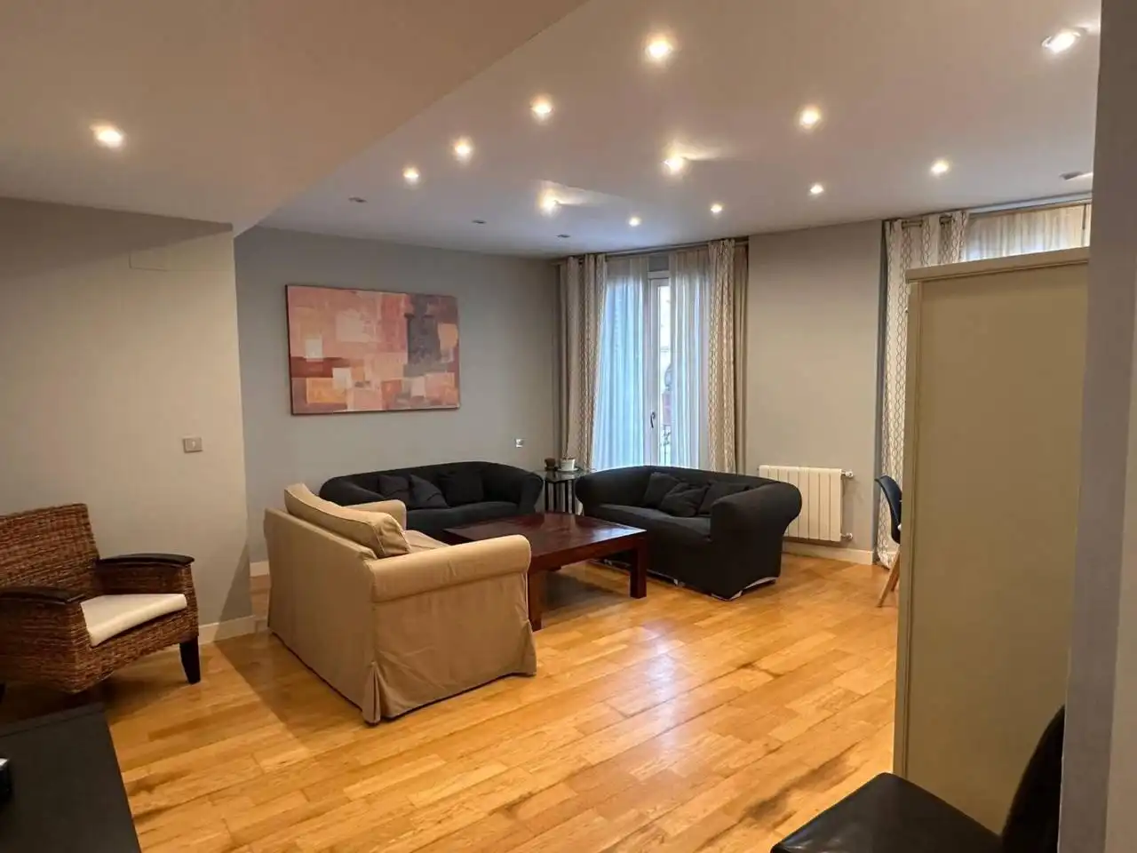 Living room of Flat for sale in Badajoz  with Air Conditioner, Heating and Parquet flooring