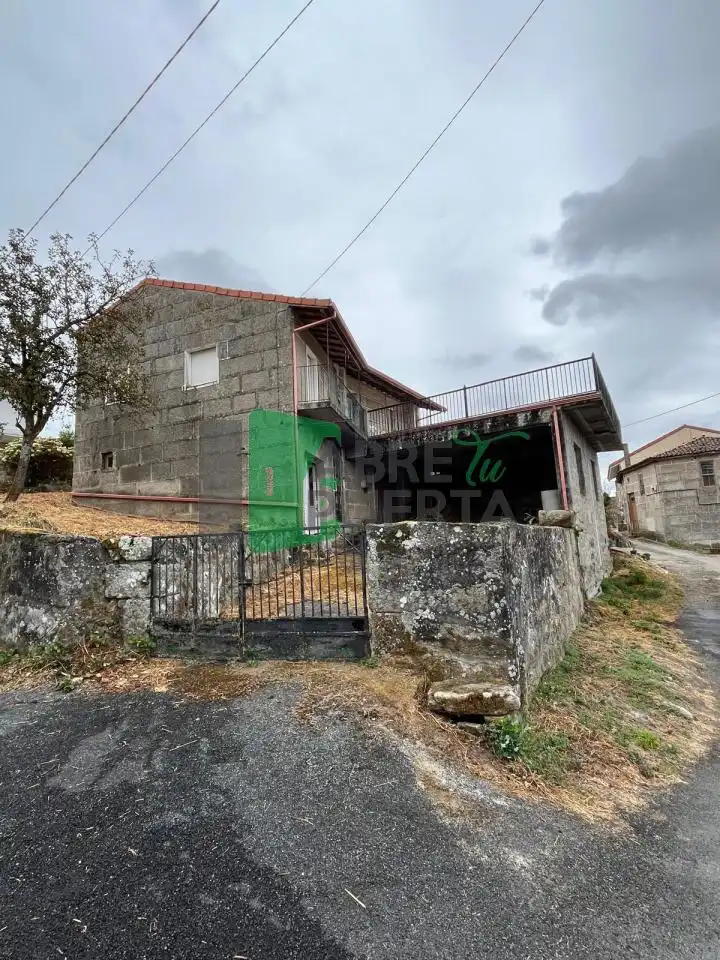 Vista exterior de Casa o chalet en venta en Vilar de Barrio con Calefacción, Jardín privado y Amueblado
