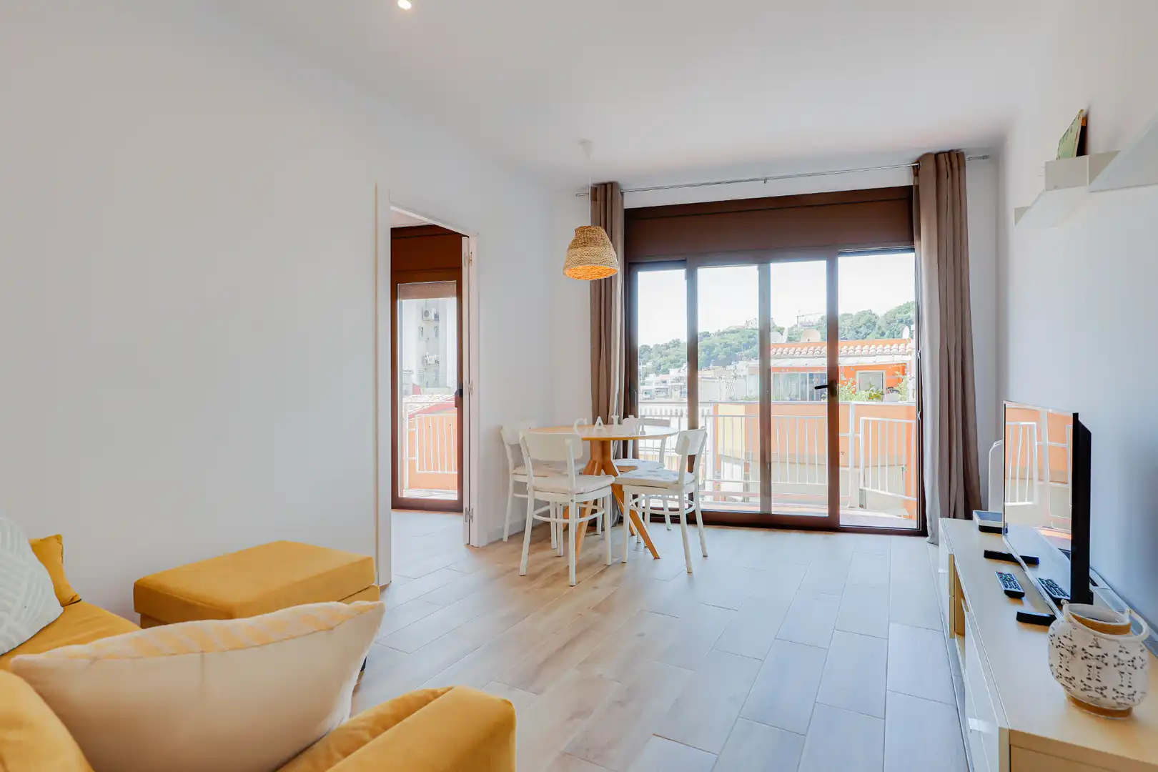 Piso en venta en Carrer Josep Tarradellas, Els Pins