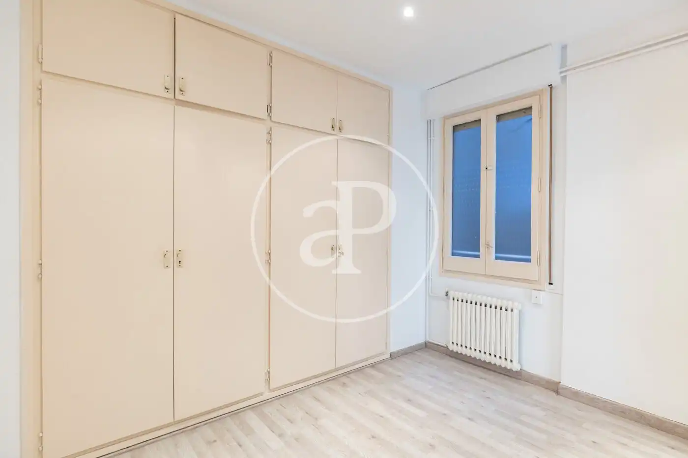 Habitación de Piso en venta en Barcelona con Aire acondicionado, Calefacción y Terraza