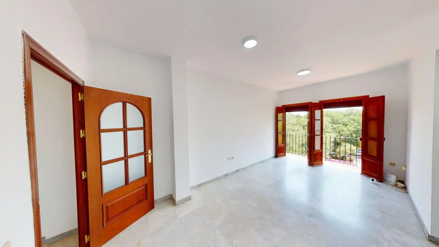Wohnung zur Miete in Sevilla mit Klimaanlage, Heizung und Balkon