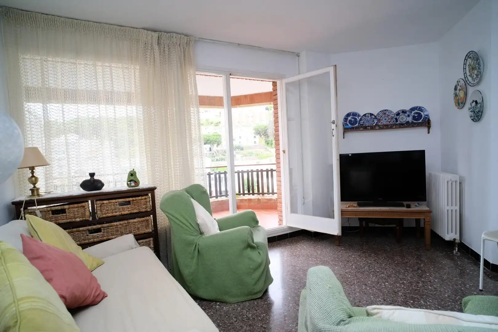 Habitación de Apartamento de alquiler en Caldes d'Estrac con Calefacción, Jardín privado y Terraza