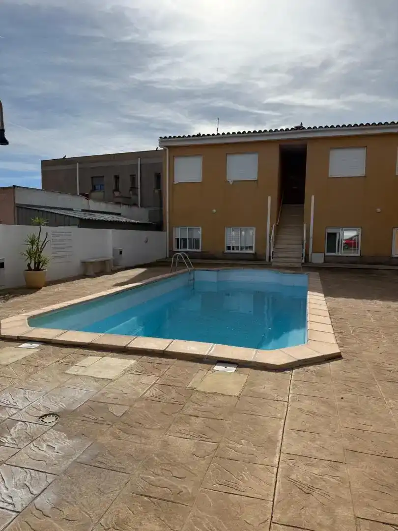 Piscina de Pis en venda en Sant Jaume d'Enveja amb Aire condicionat