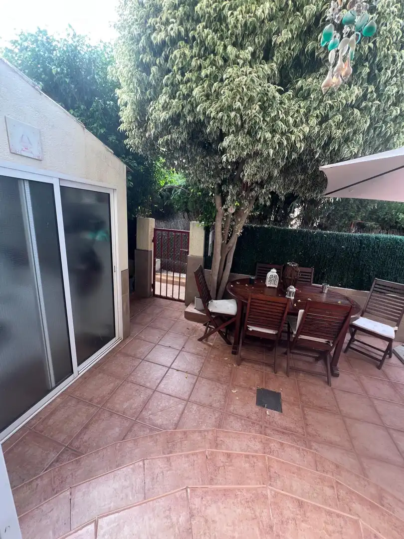 Terraza de Casa adosada en venta en Pedanías Este