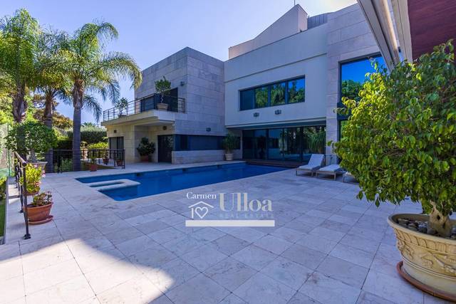 Casa-chalet en Venta en Alicante Golf