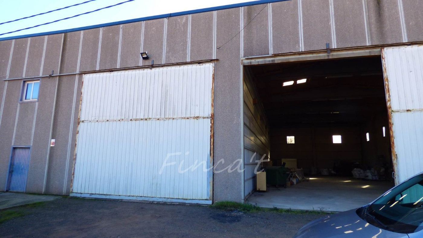 Exterior view of Industrial buildings for sale in Moià