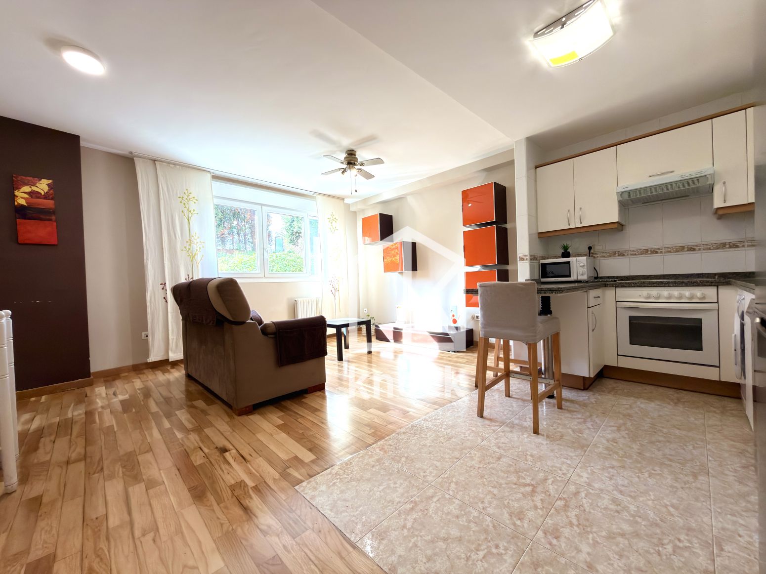 Piso en venta en Corvera de Asturias con Calefacción, Parquet y Amueblado