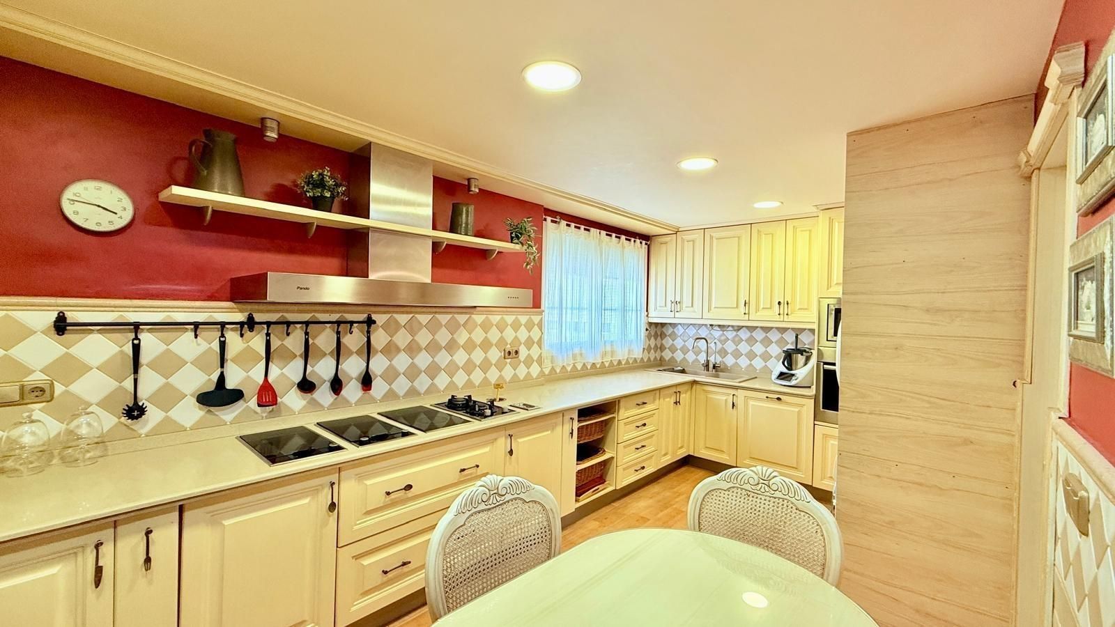 Kitchen of Flat for sale in Málaga Capital  with Air Conditioner, Heating and Storage room