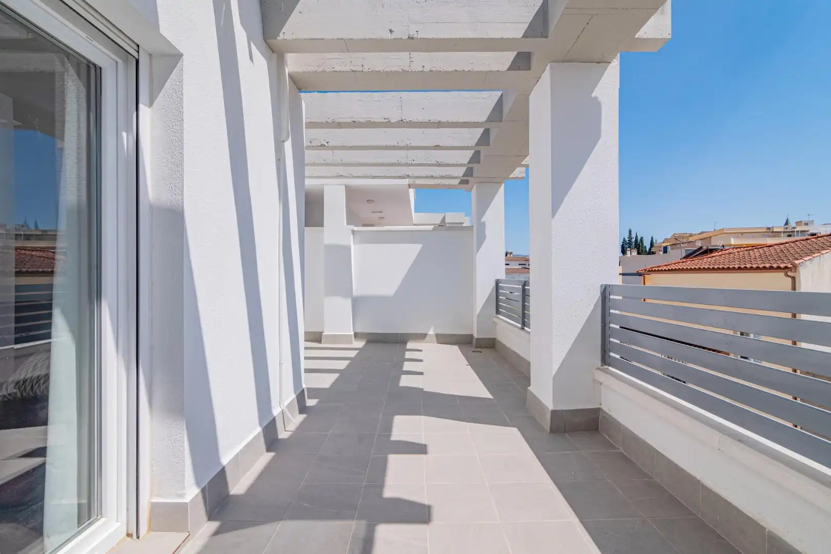 Terrassa de Pis de lloguer en Las Gabias amb Aire condicionat, Calefacció i Terrassa