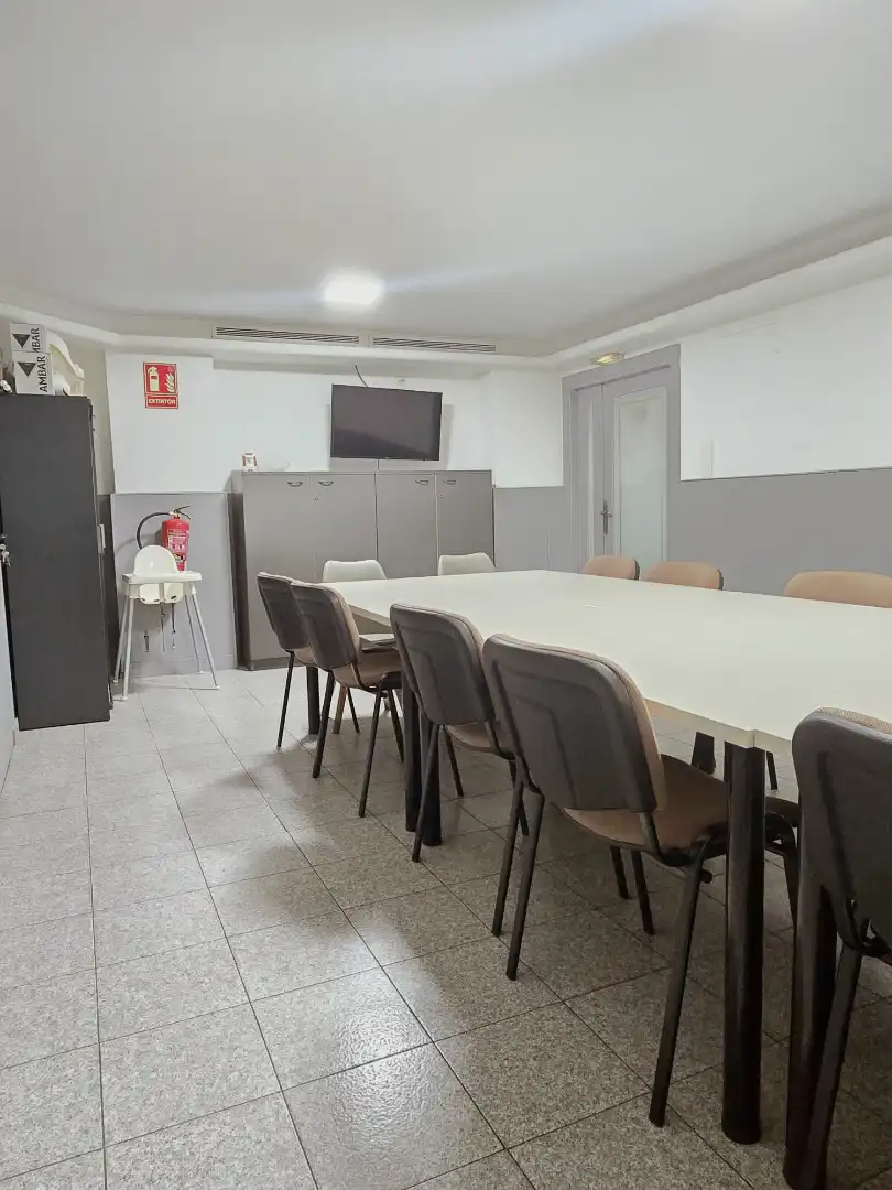 Local comercial en traspàs a Calle de Silveria Fañanás 23, imagen 16