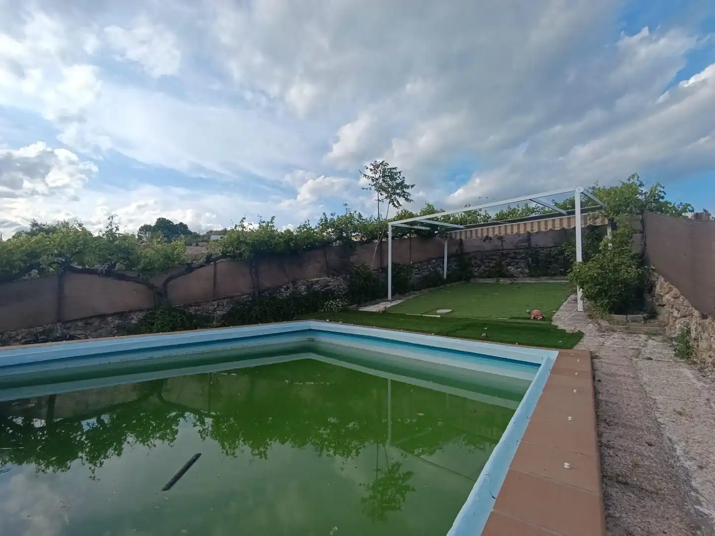 Piscina de Casa o chalet en venta en El Molar (Madrid) con Aire acondicionado, Calefacción y Jardín privado