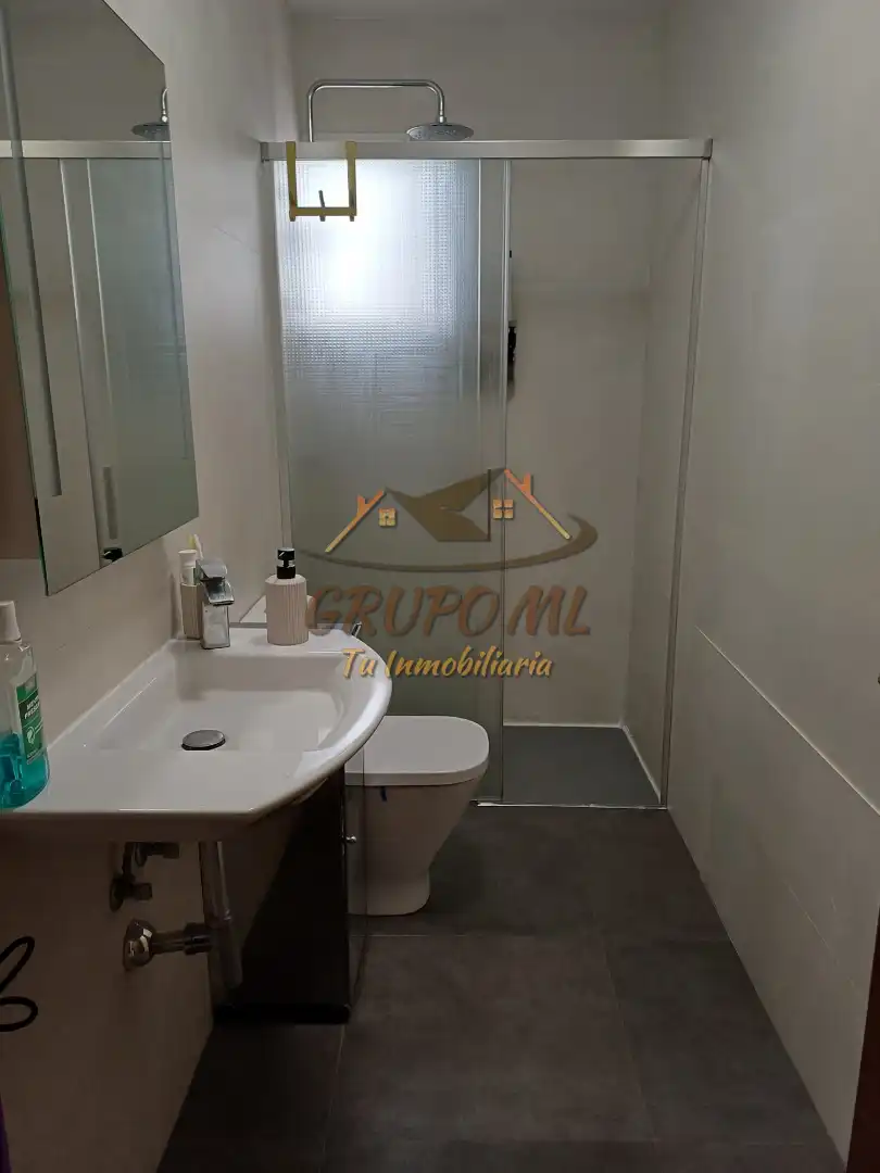 Baño de Piso en venta en Jaén con Aire acondicionado, Calefacción y Amueblado