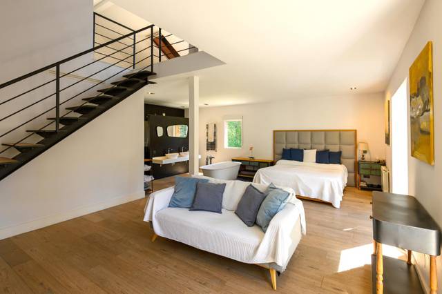 Casa-chalet en Venta en De Mesoncillos en Urbanización La Moraleja