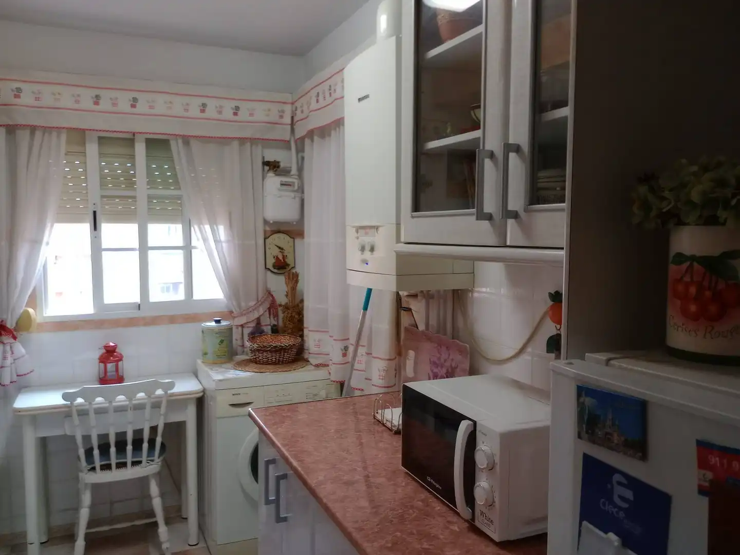 Kitchen of Flat for sale in  Madrid Capital  with Air Conditioner, Heating and Terrace