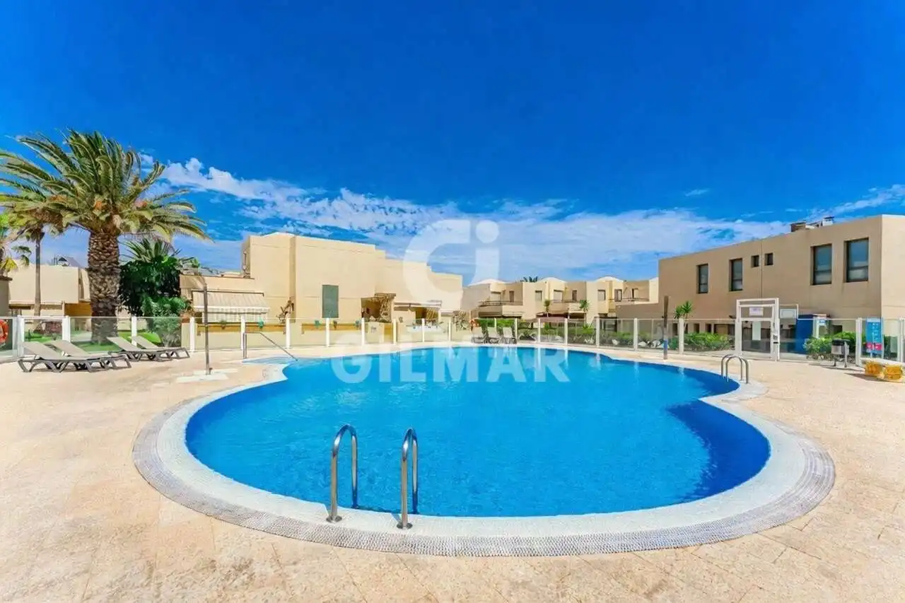 Adossat amb piscina en venda a Los Abrigos, imagen 20