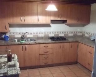 Kitchen of Single-family semi-detached for sale in Jerez del Marquesado  with Terrace, Furnished and Washing machine