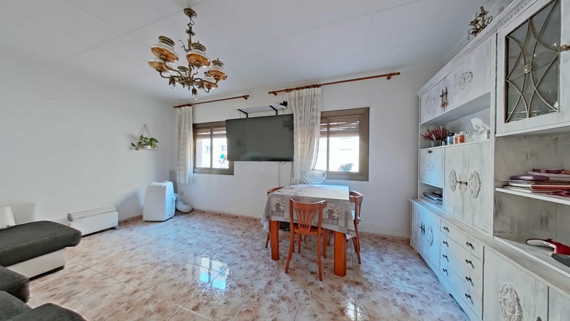 Flat for sale in  TRAVAU, El Turó de la Peira, Nou Barris