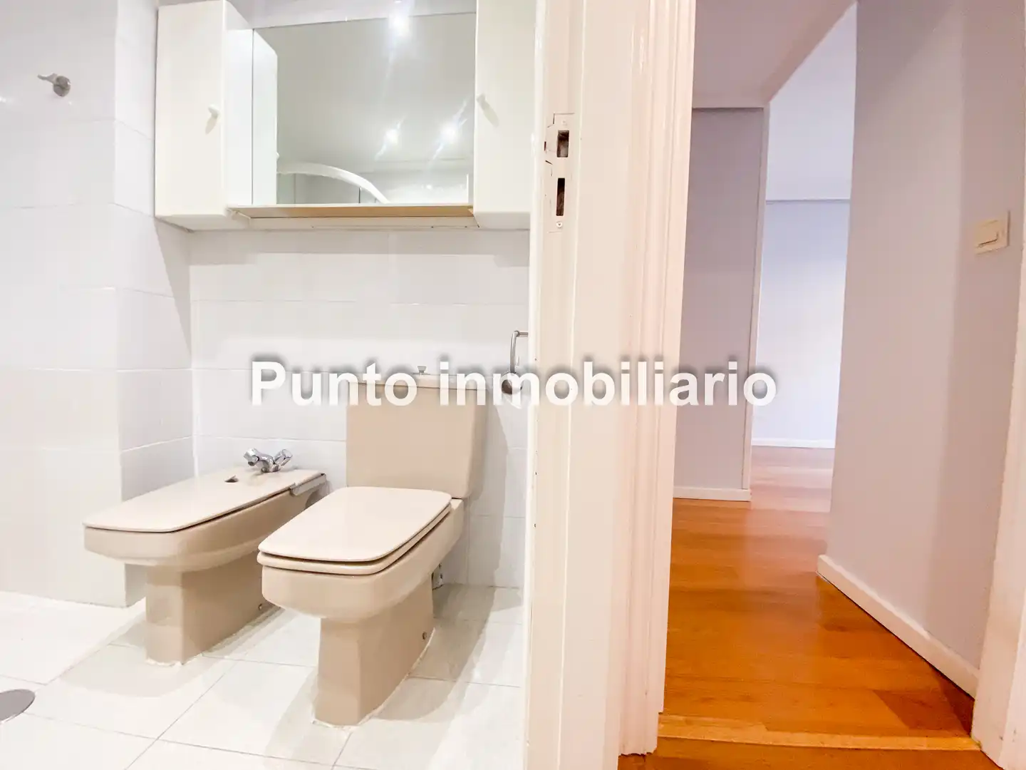 Vista exterior de Piso de alquiler en Valladolid con Aire acondicionado, Calefacción y Parquet