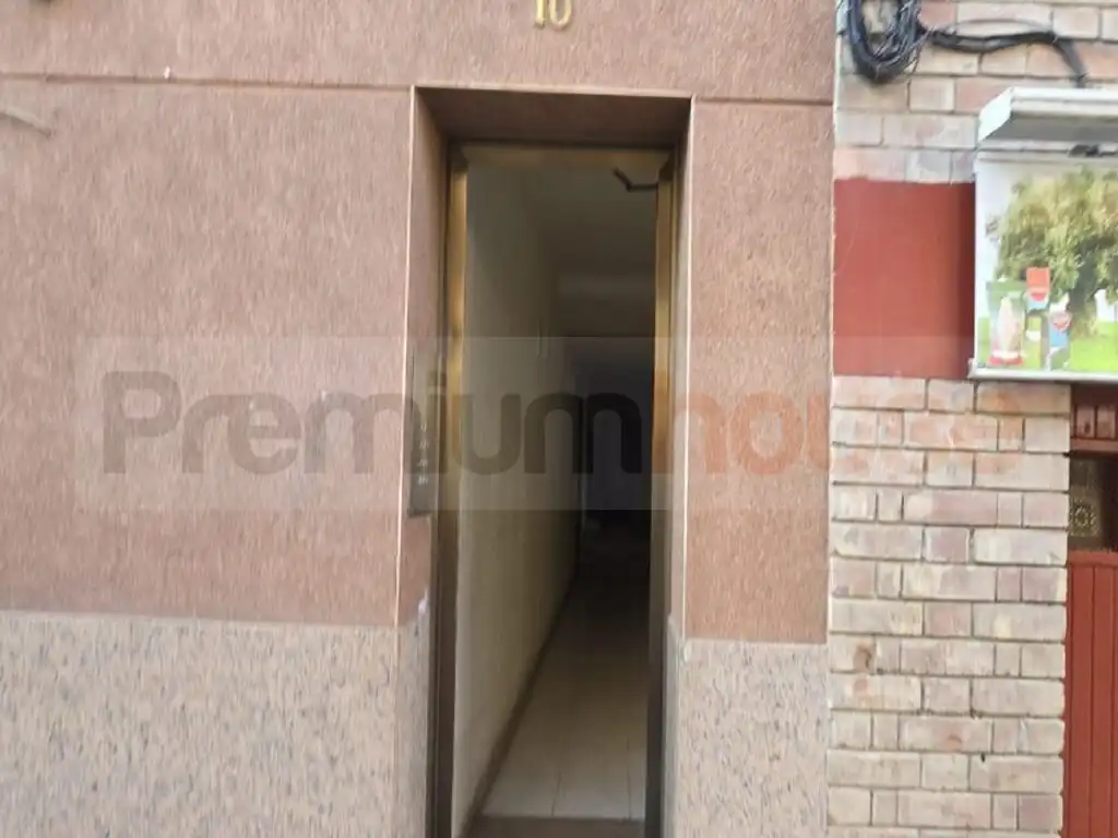 Pis en venda a Calle Maria Fortuny