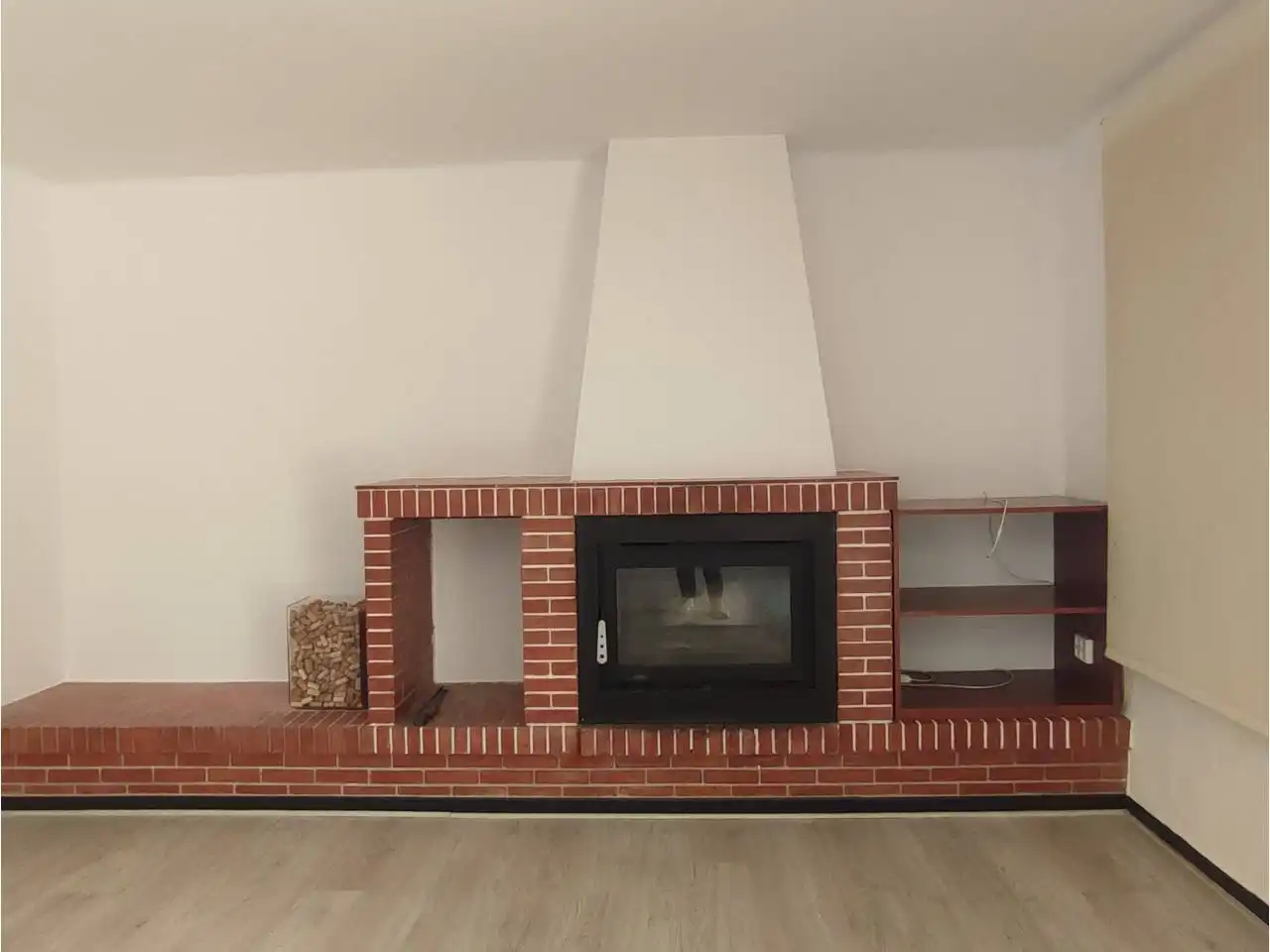 Casa con jardín en alquiler en Calle Sant Jordi, imagen 3