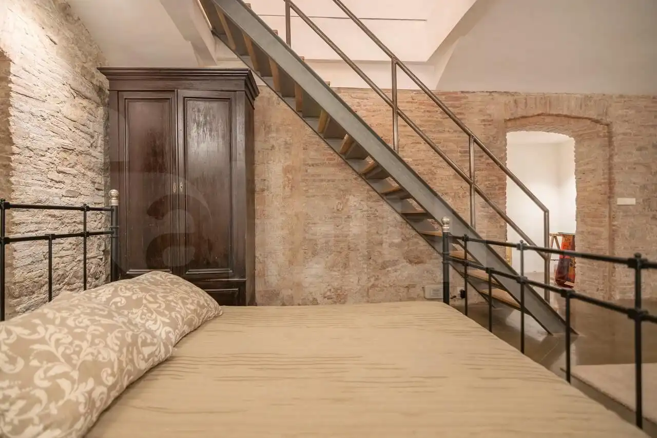 Schlafzimmer von Erdgeschoss zum Verkauf in Barcelona