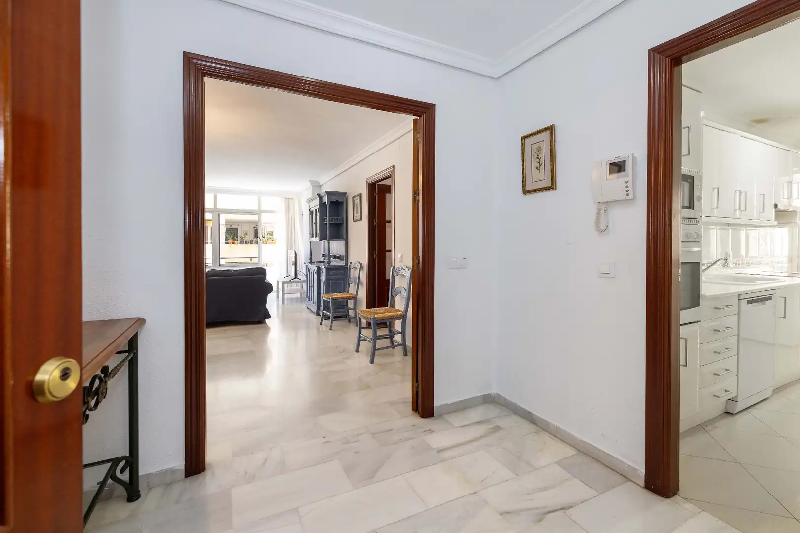 Wohnung zum Verkauf in Marbella mit Klimaanlage und Gemeinschaftspool
