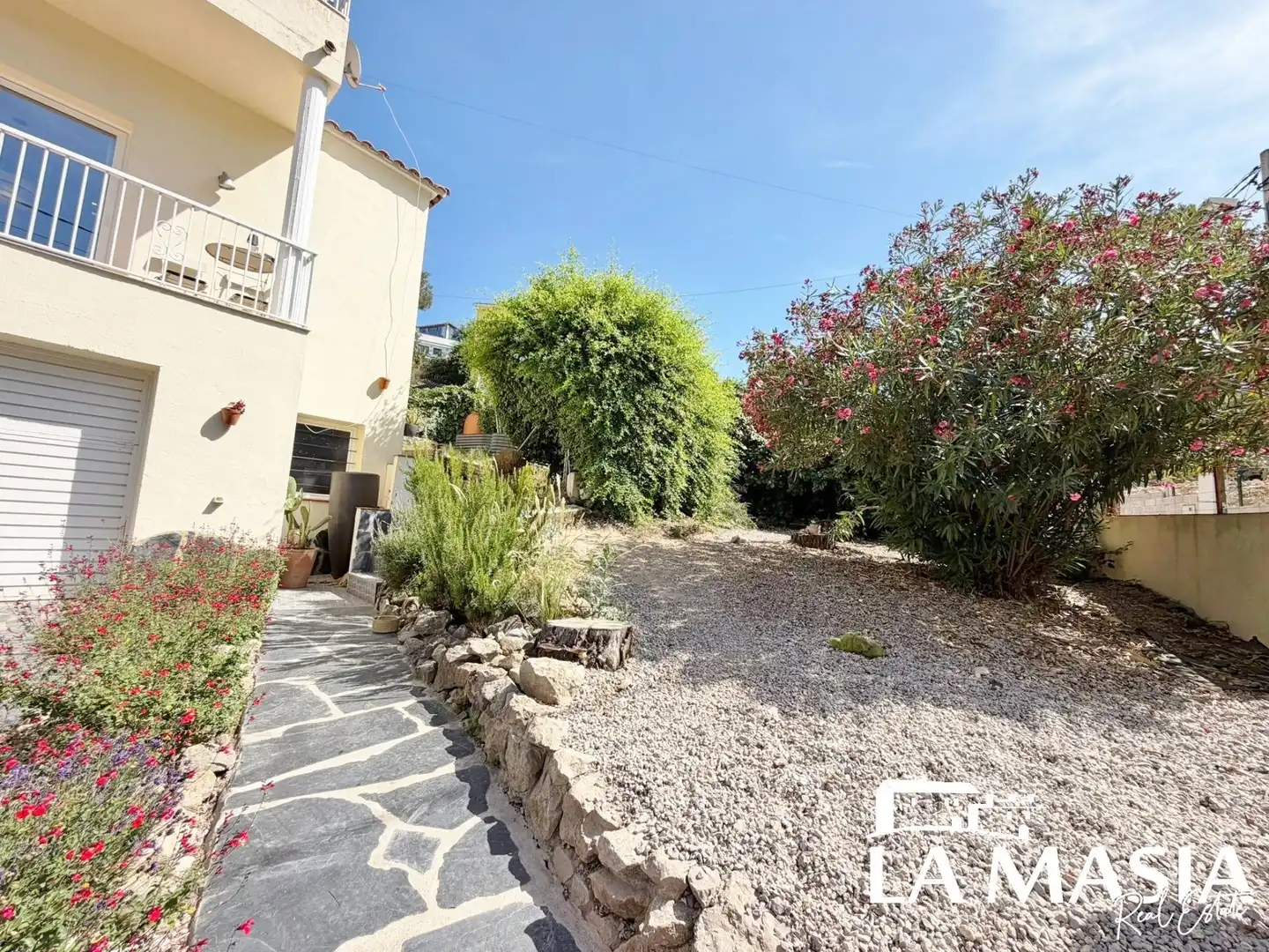 Casa amb piscina en venda a Olivella, imagen 3