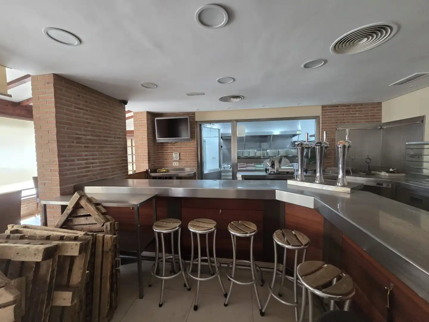 Buildings for sale in Esquivias  with Alarm