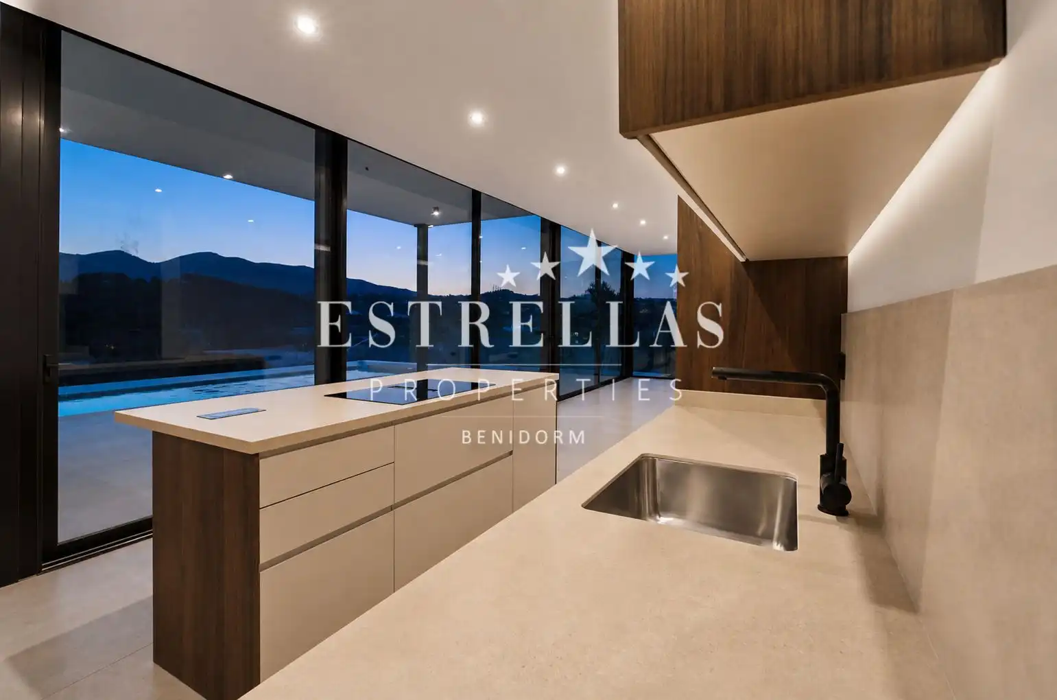 Chalet con piscina en venta en La Empedrola, imagen 7