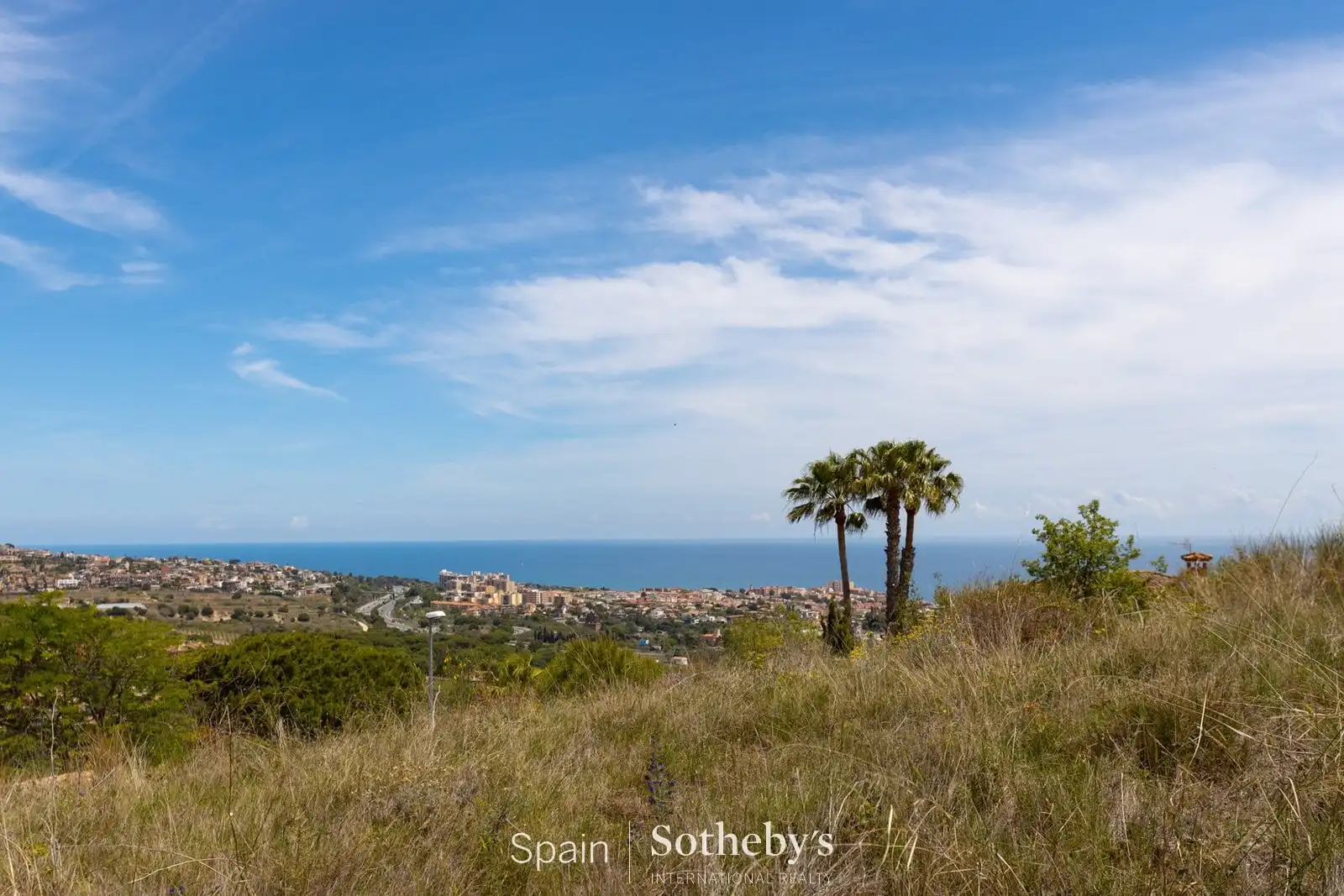 Residential land for sale in Alella
