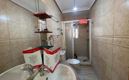 Bathroom of Flat for sale in Aranjuez