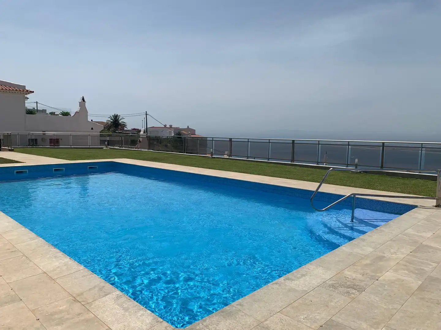Piscina de Dúplex en venta en Roses con Terraza, Piscina y Horno