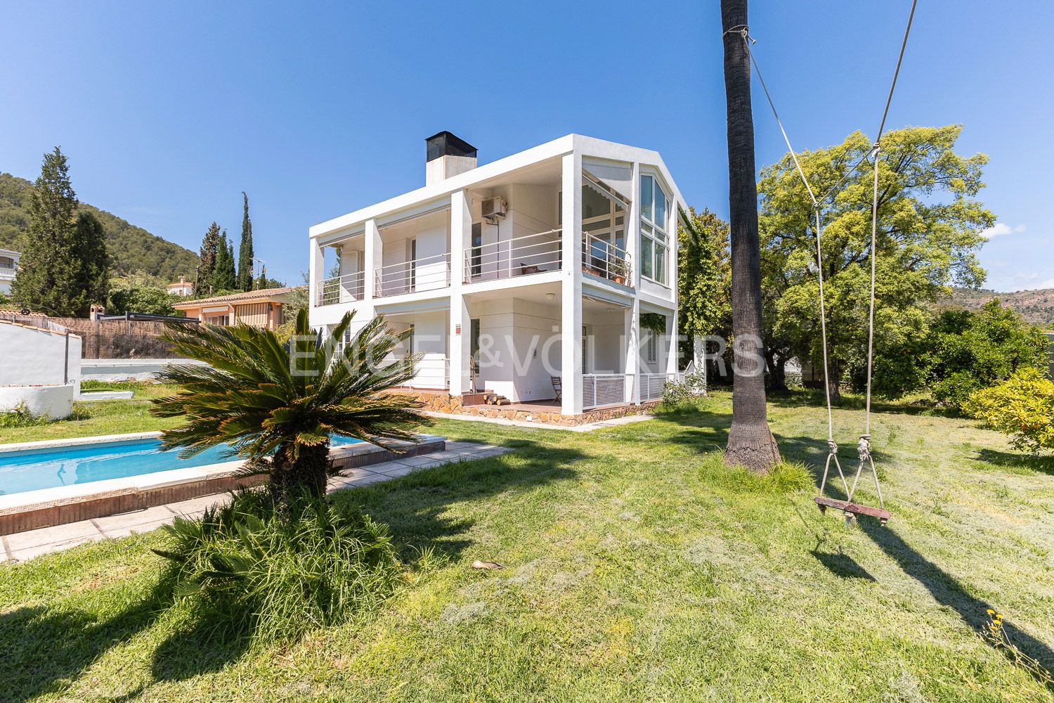 Vista exterior de Casa o xalet de lloguer en Olocau amb Aire condicionat, Calefacció i Jardí privat