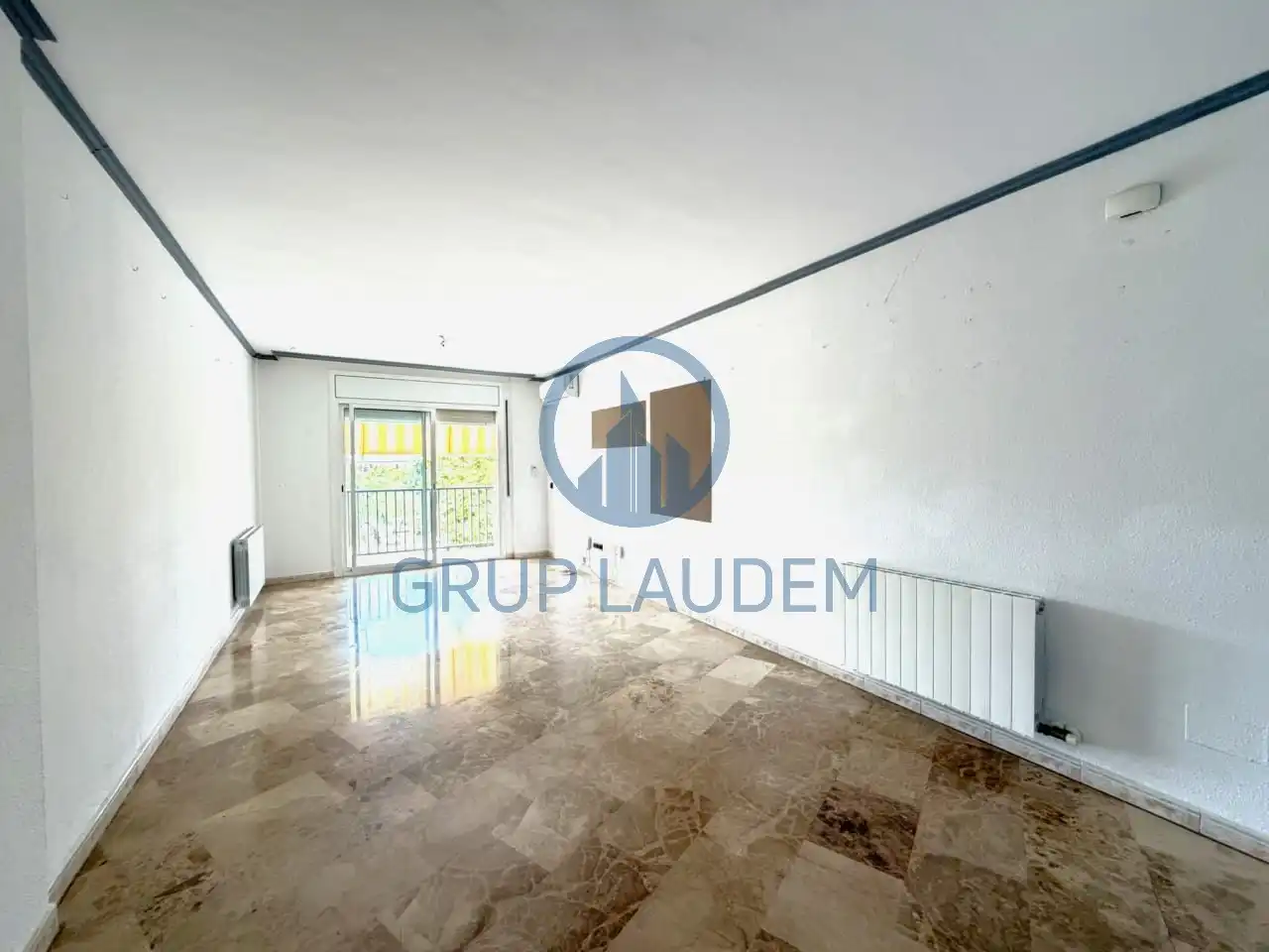 Exterior view of Flat for sale in Mataró  with Air Conditioner, Heating and Oven