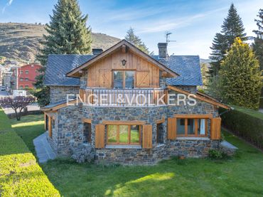 Maison avec balcon à vendre à N-154 52