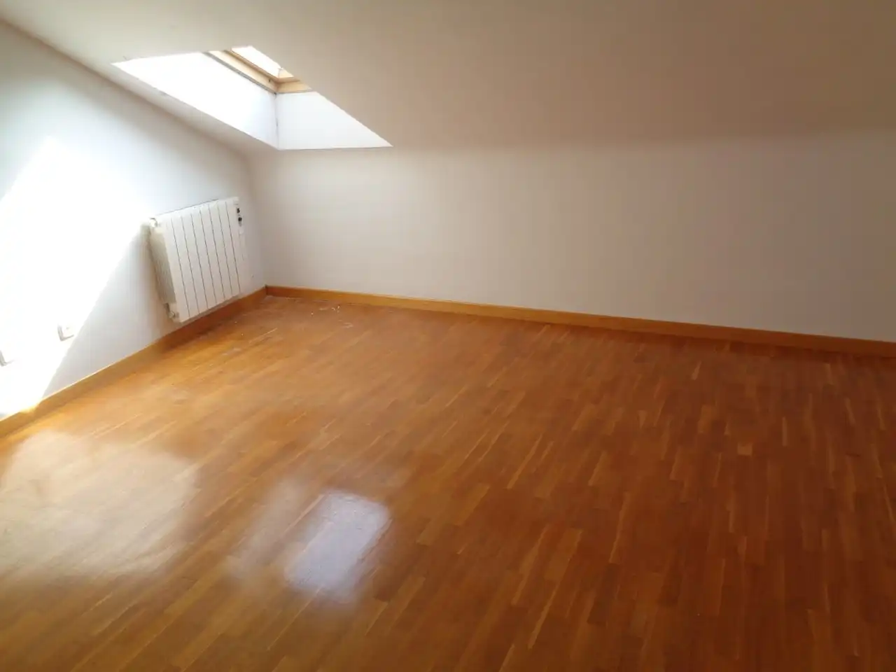Schlafzimmer von Maisonette zum Verkauf in Haro mit Heizung, Terrasse und Abstellraum