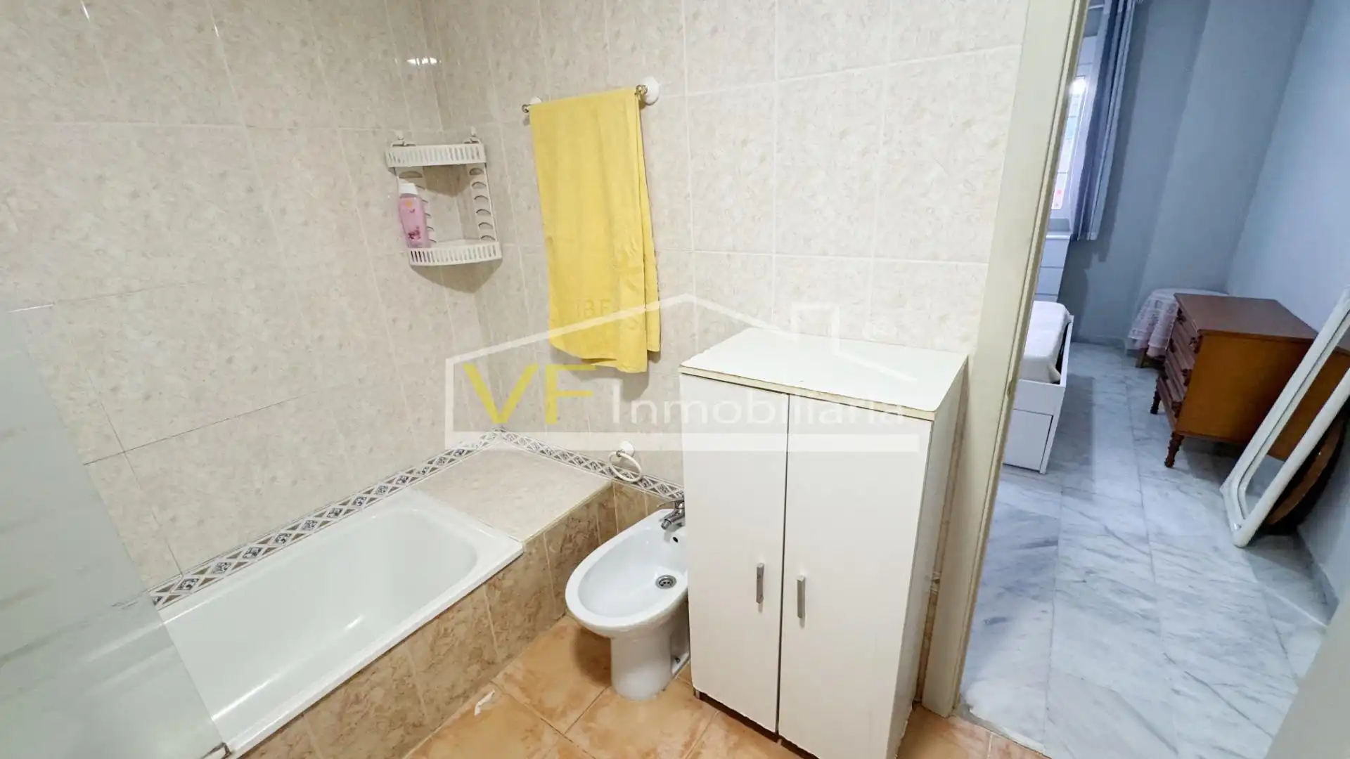 Bathroom of Flat for rent in Rincón de la Victoria  with Terrace and Community pool
