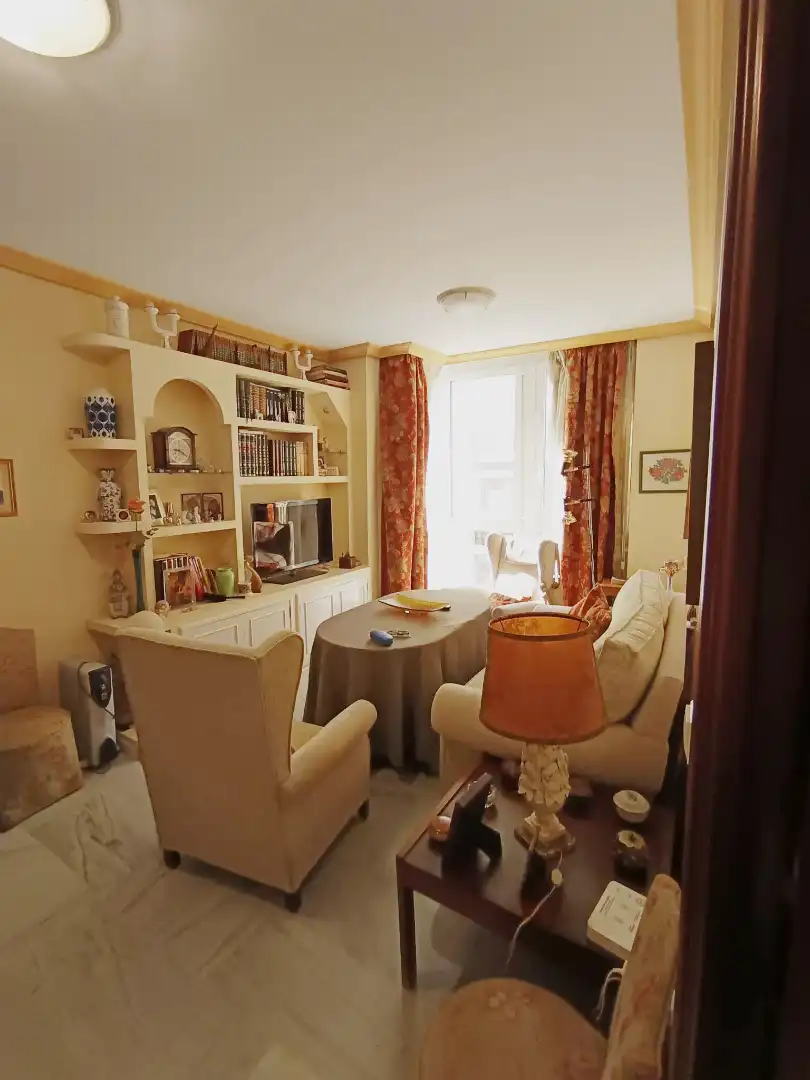 Wohnzimmer von Wohnung zum Verkauf in Córdoba mit Klimaanlage und Heizung