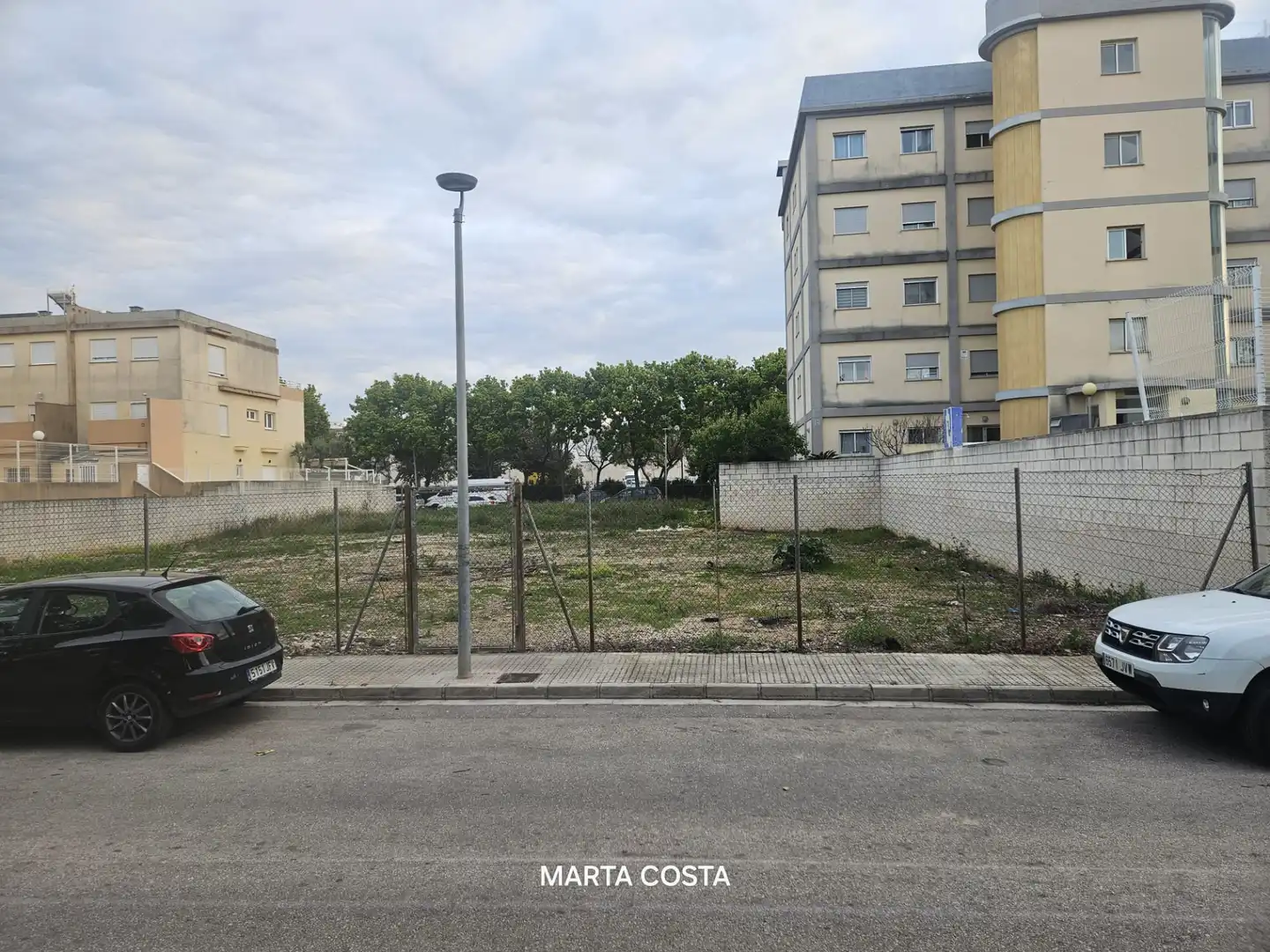 Terreno residencial en venta en Carrer Simat de la Valldigna 7, imagen 3