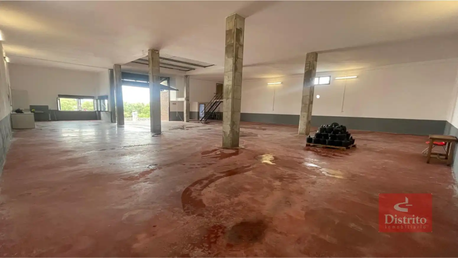 Industrial buildings for rent in Camargo