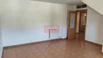 Sala d'estar de Dúplex en venda en Ourense Capital  amb Calefacció i Terrassa