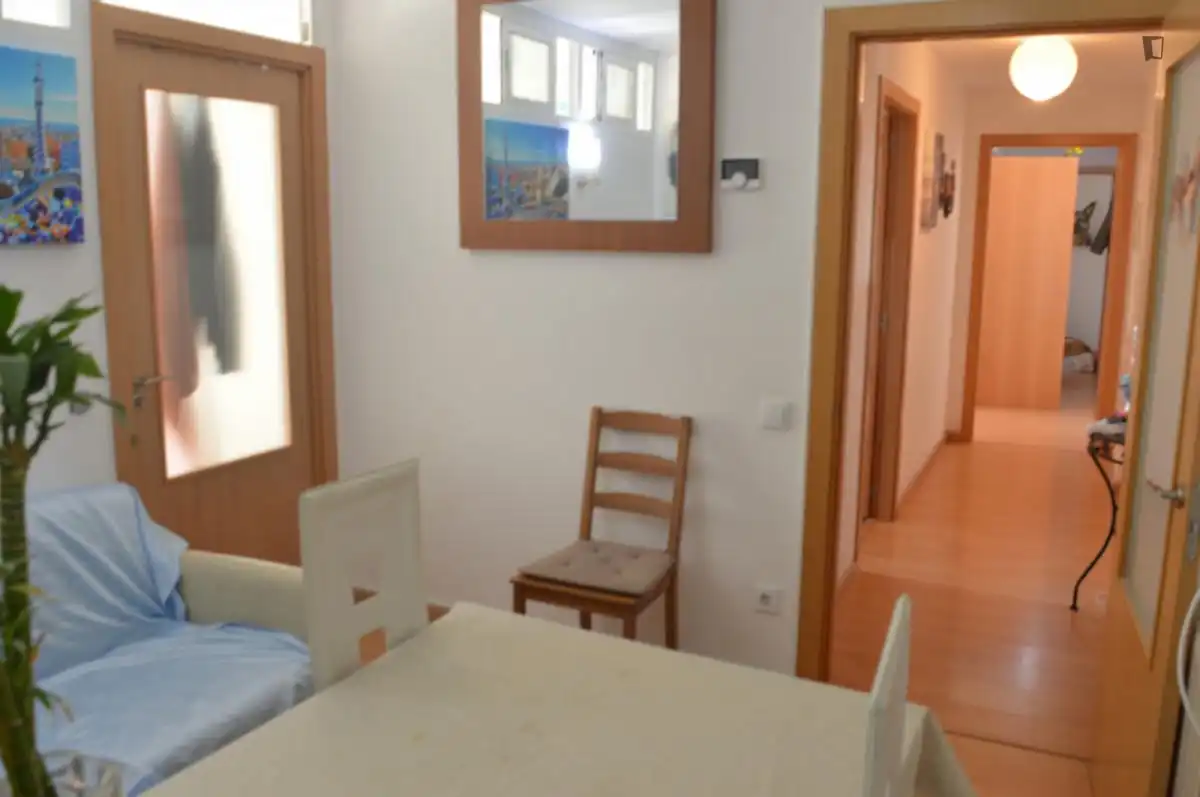 Habitación en La Trinitat Nova
