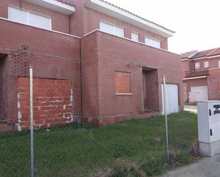 Exterior view of Building for sale in Hormigos