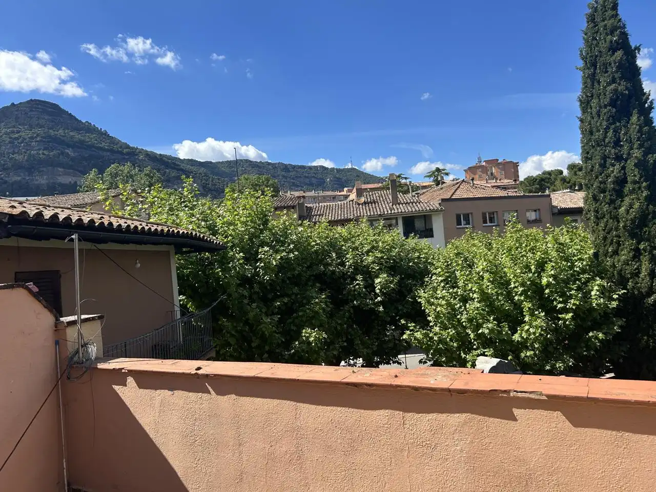 Vista exterior de Piso en venta en Centelles con Terraza