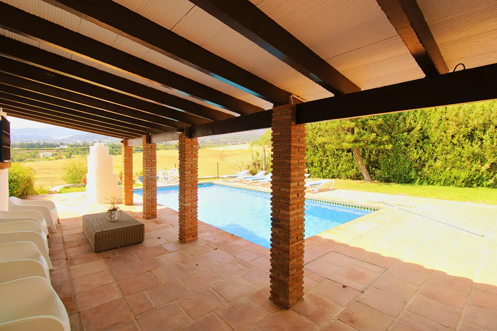 Terraza de Finca rústica en venta en Alhaurín de la Torre con Aire acondicionado, Calefacción y Jardín privado