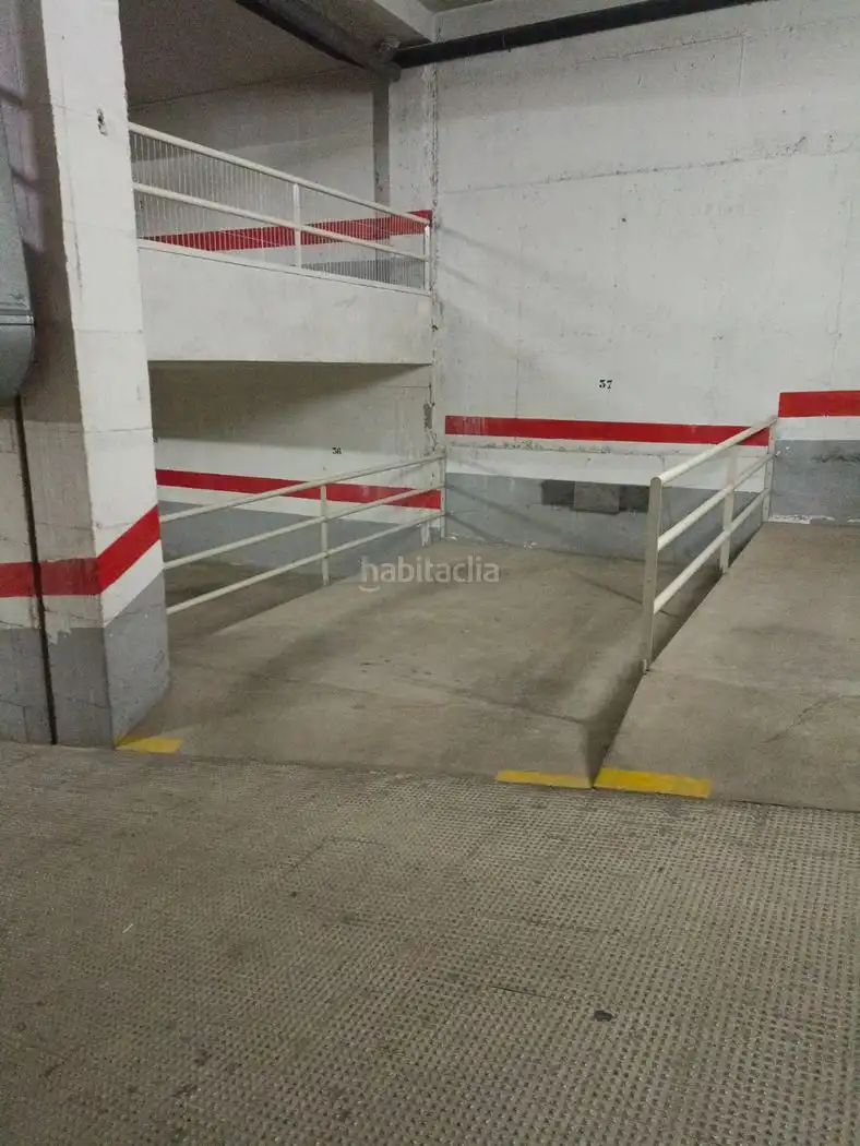 Aparcament en venda a Calle Atlanta s/n