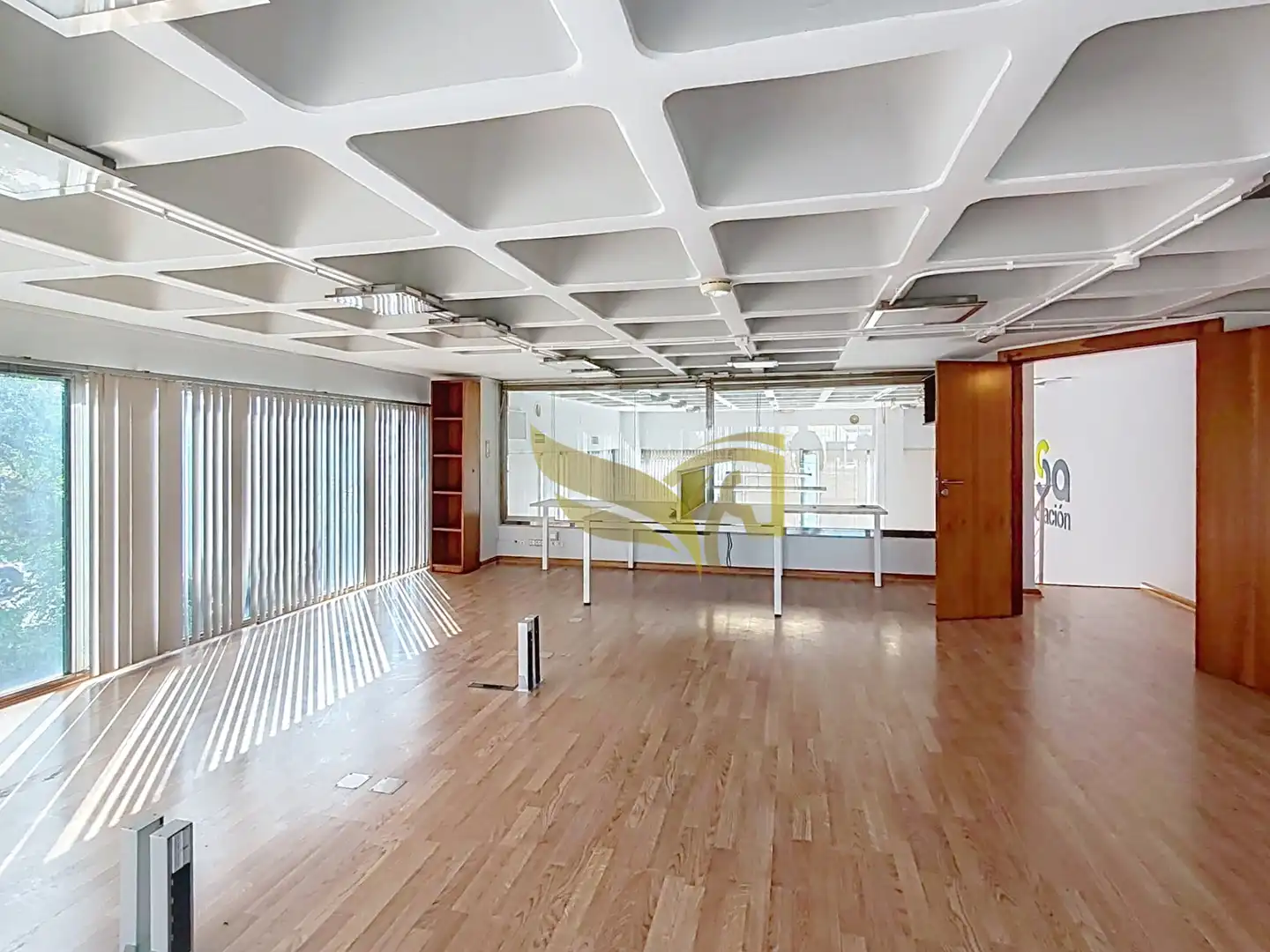 Local en venta en Alcantarilla con Aire acondicionado, Amueblado y Internet